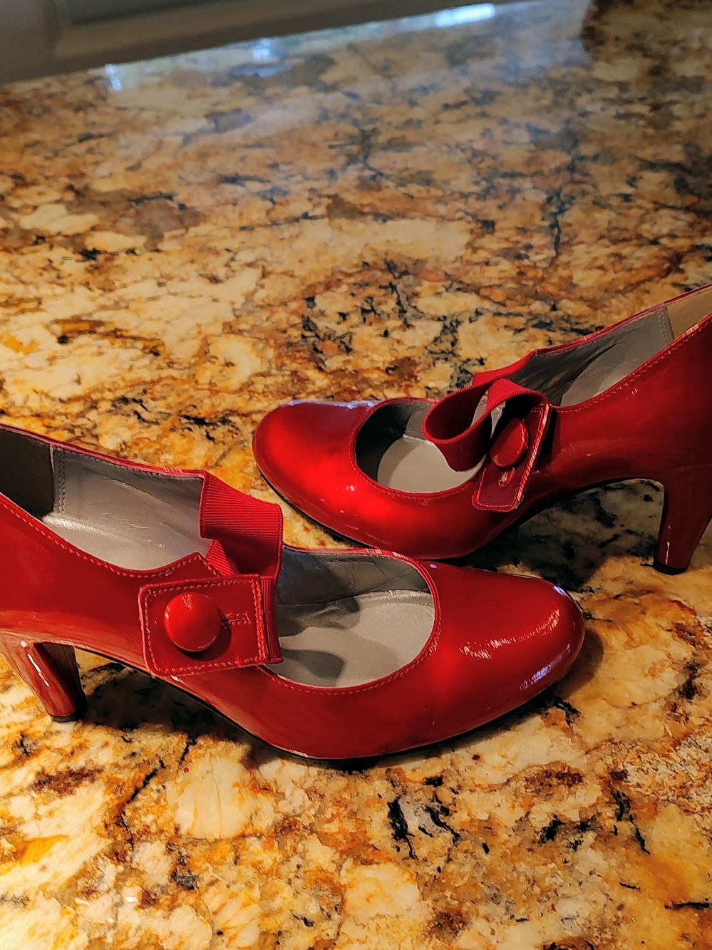 Classic Red Patent Mary Jane Heels with Button Strap SZ 38/8